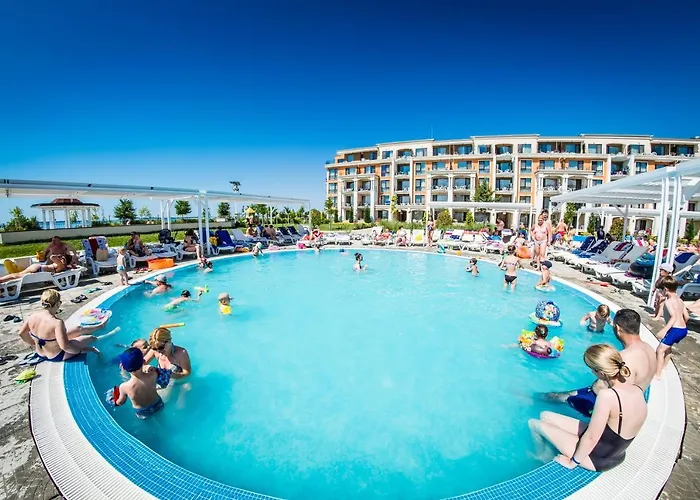 Premier Sands - Full Board 4*