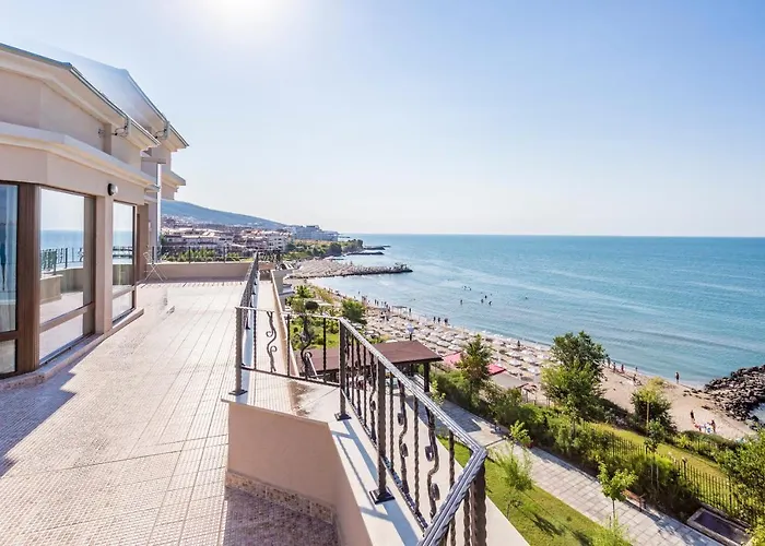 Premier Sands - Full Board 4*