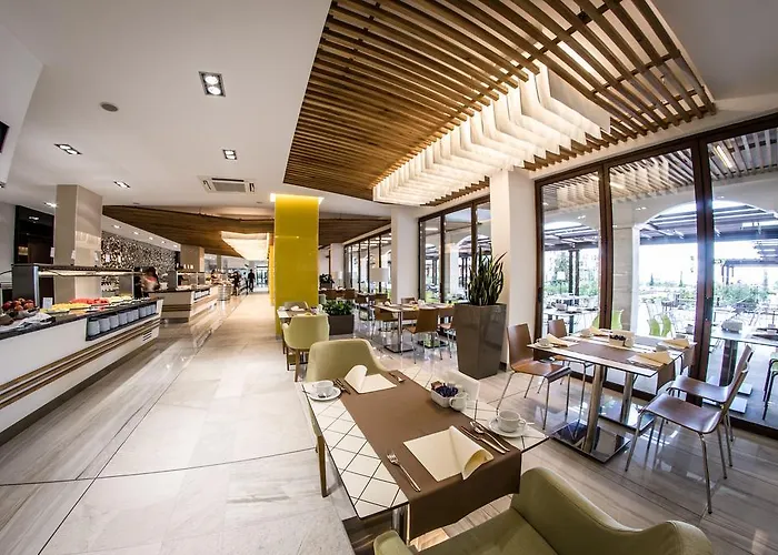 Θέρετρο Premier Sands - Full Board 4*